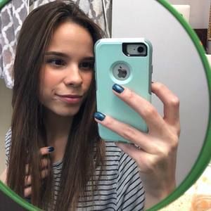 Meet your Posher, Hayley